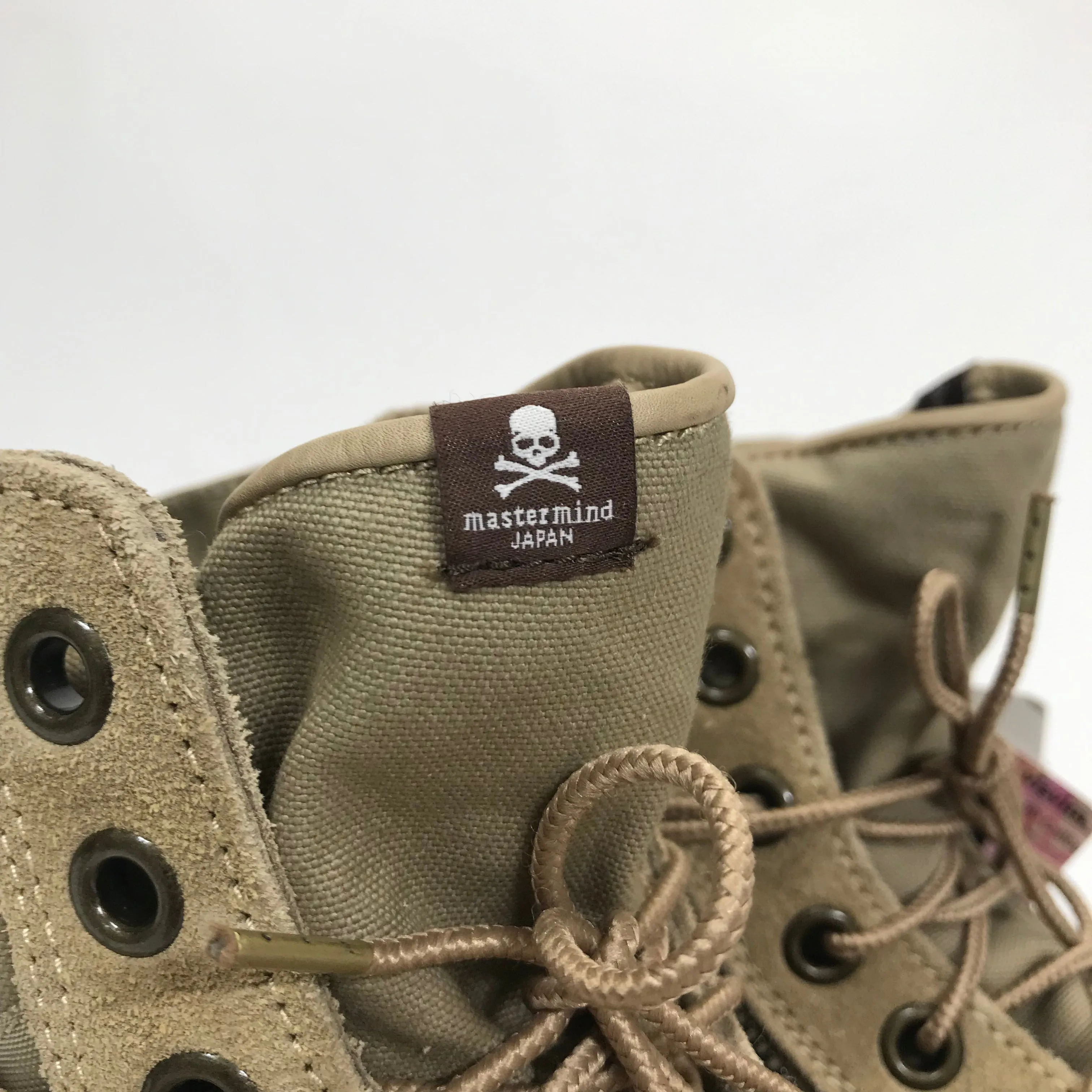 [9] Visvim x Mastermind Japan MMJ 7 Hole Boots Suede