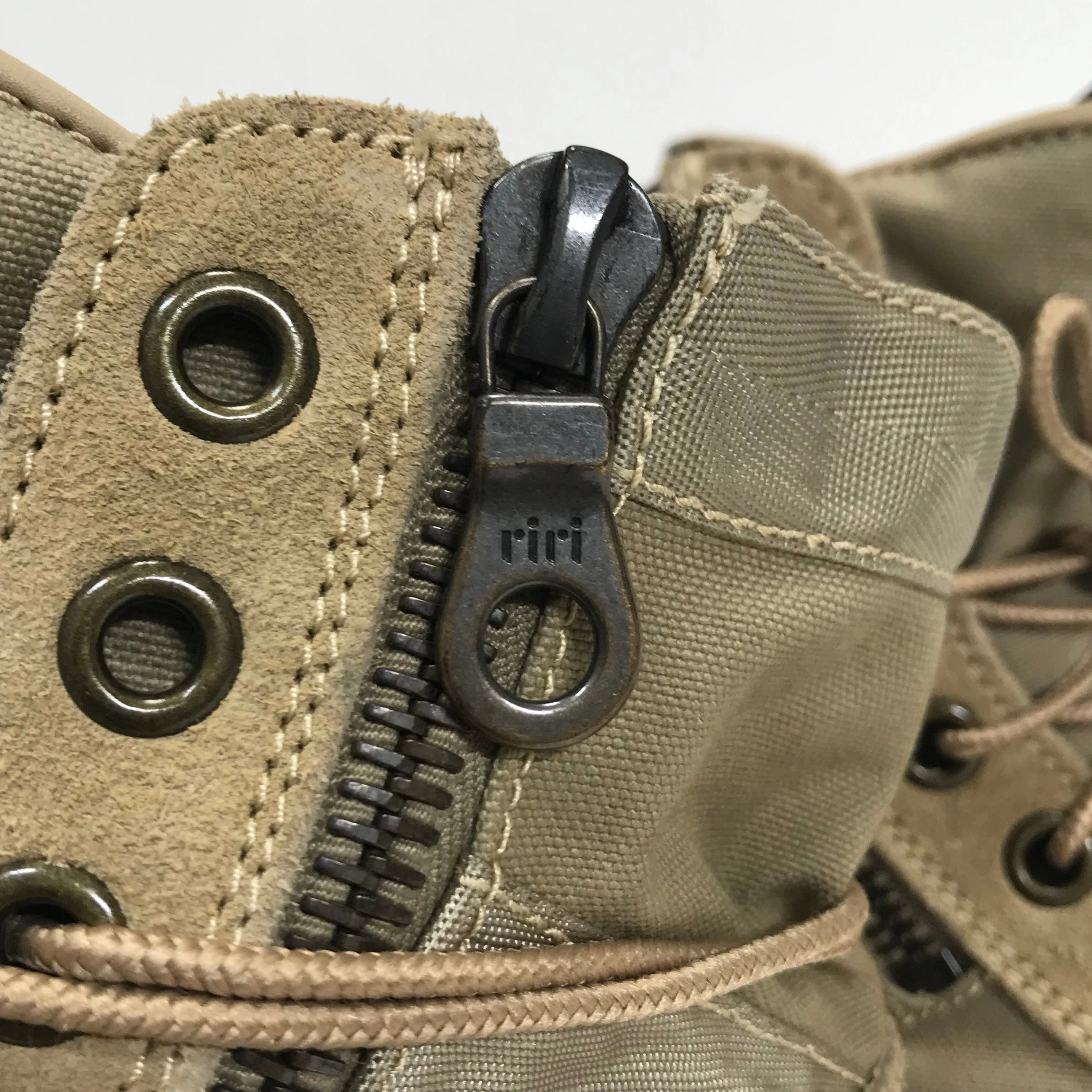 [9] Visvim x Mastermind Japan MMJ 7 Hole Boots Suede
