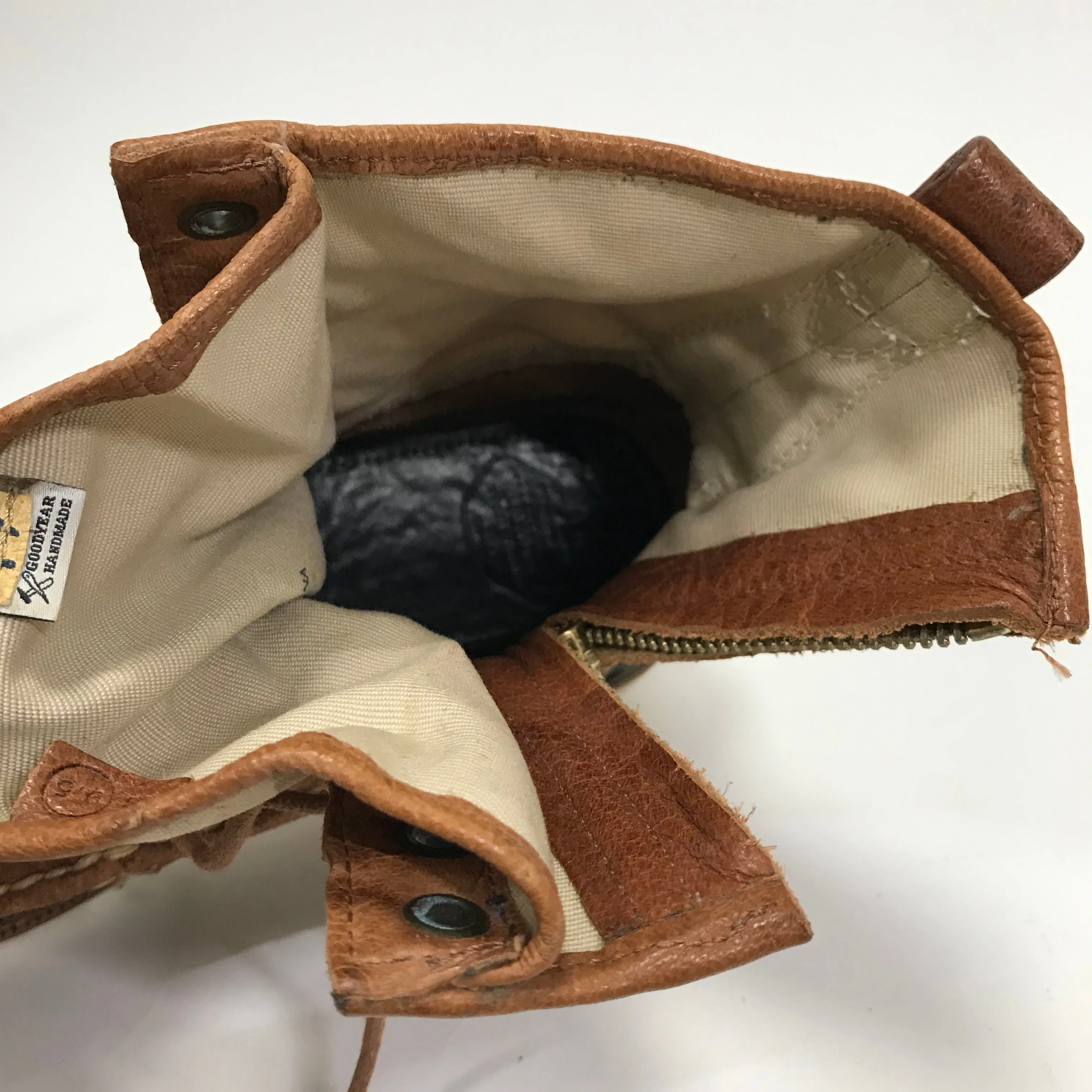 [9.5] Visvim Grizzly Boots Mid Folk Brown