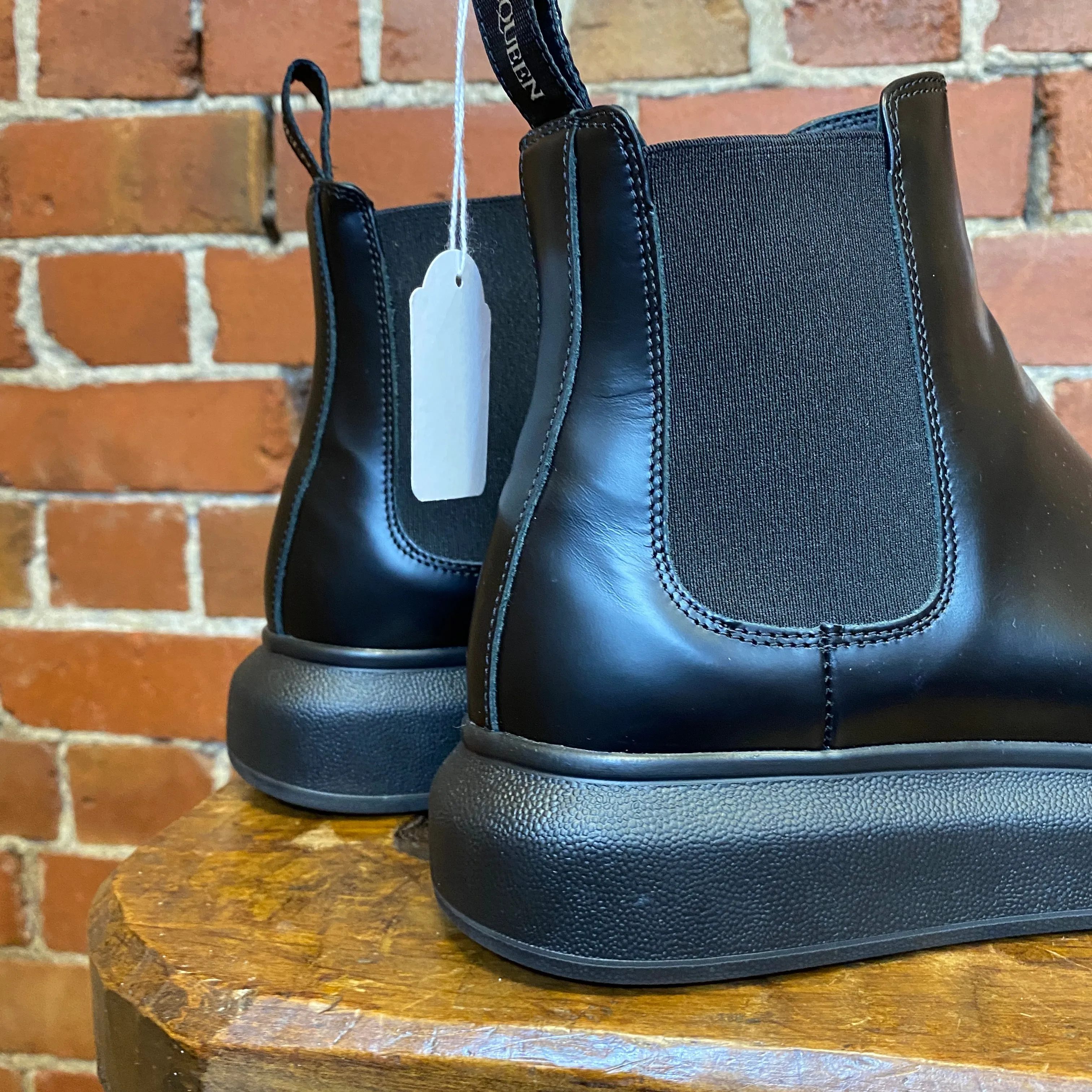 ALEXANDER MCQUEEN leather boots