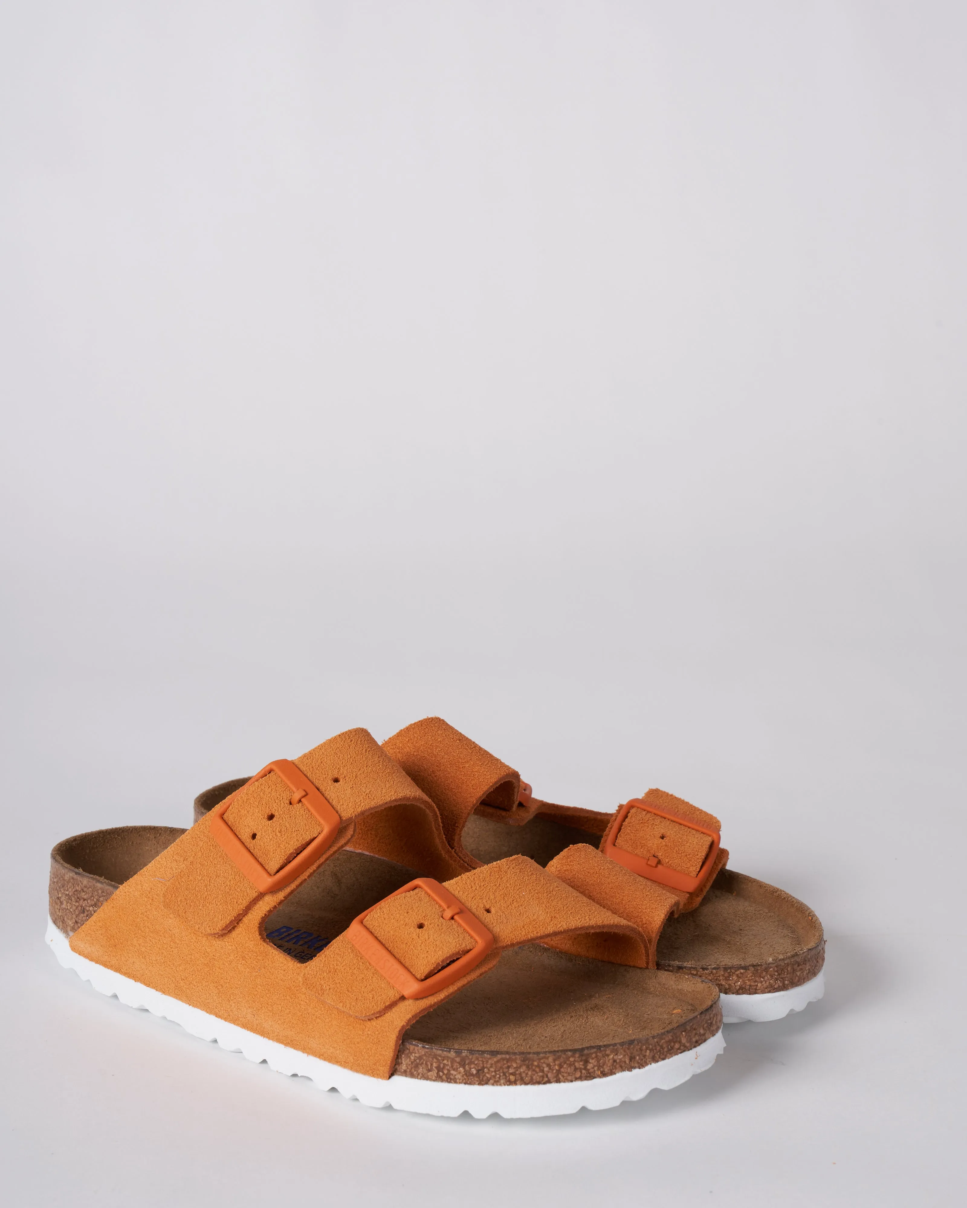 arizona soft footbed - russet orange suede