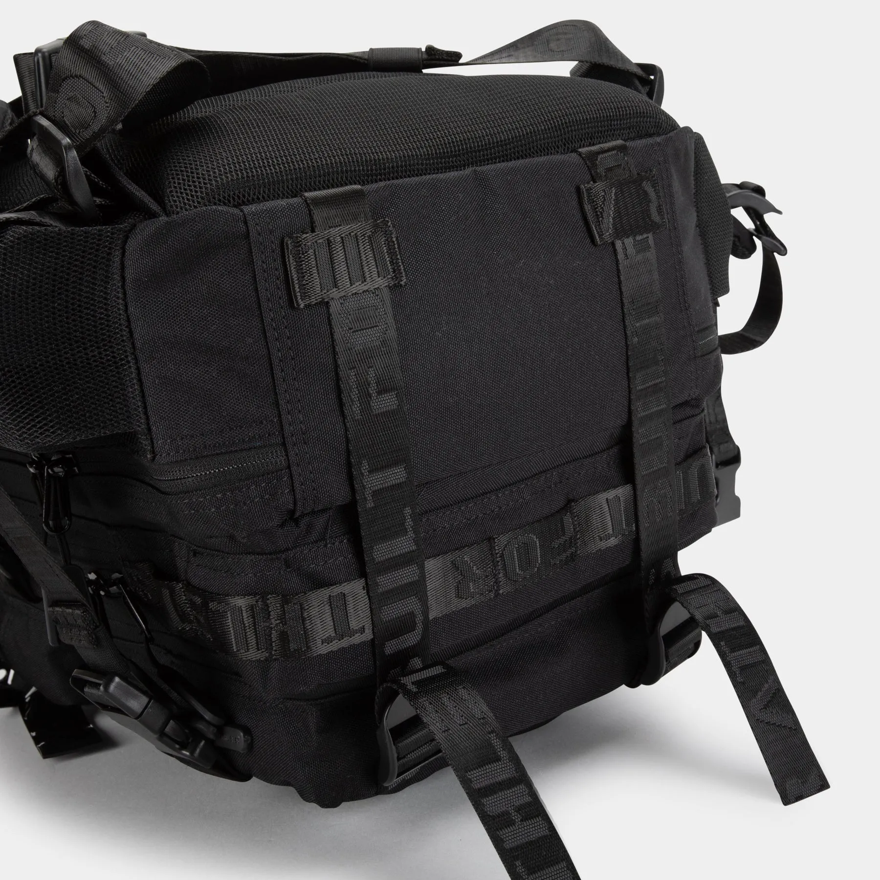 BUILT FOR ATHLETES - 25L HERO 2.0 BACKPACK - BLACK