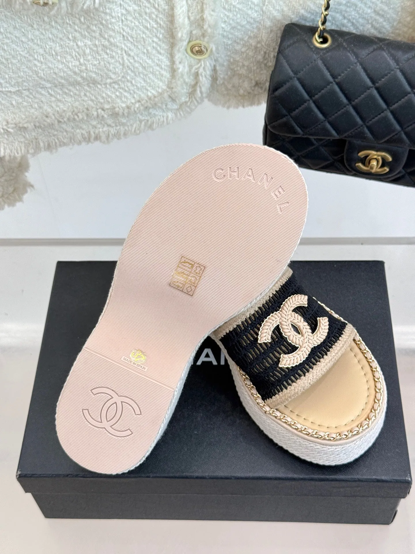 CC Mesh Hollow Chain Double C Thick-Soled Slippers 70mm Beige Black 265650
