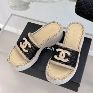 CC Mesh Hollow Chain Double C Thick-Soled Slippers 70mm Beige Black 265650