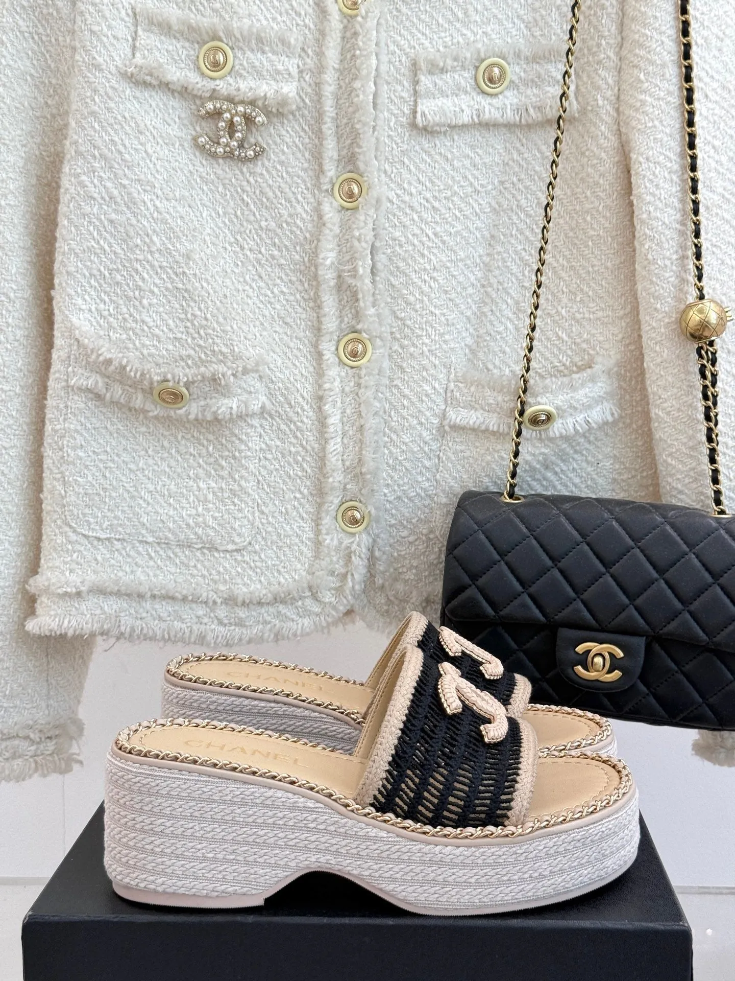 CC Mesh Hollow Chain Double C Thick-Soled Slippers 70mm Beige Black 265650