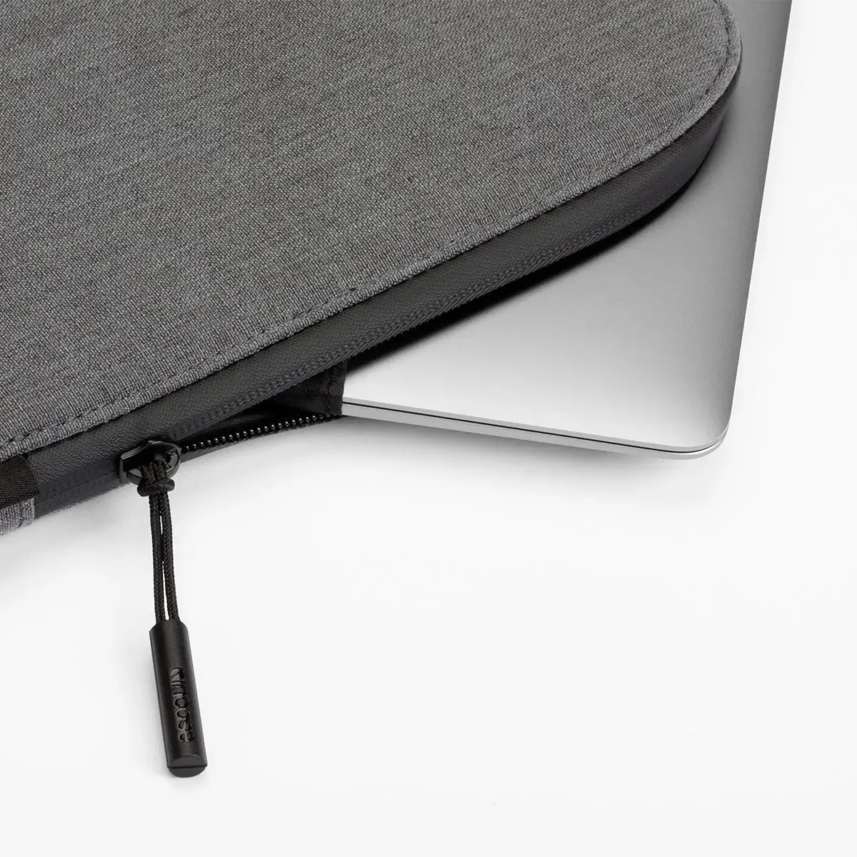 Facet Sleeve with Recycled Twill for 16" MacBook Pro (2019)