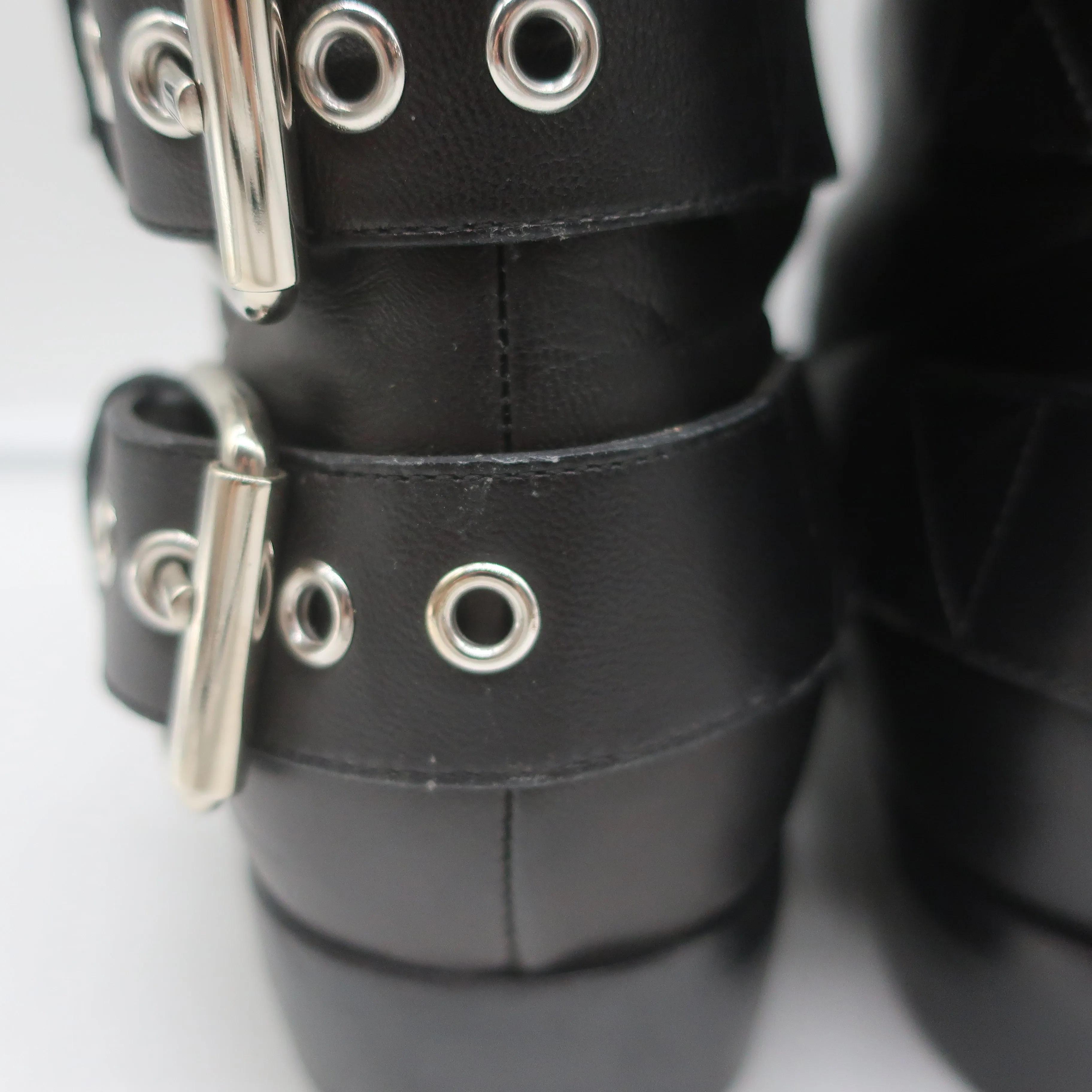 Giuseppe Zanotti Zipper Moto Boots Black Leather Size 39 Flat Ankle Boots