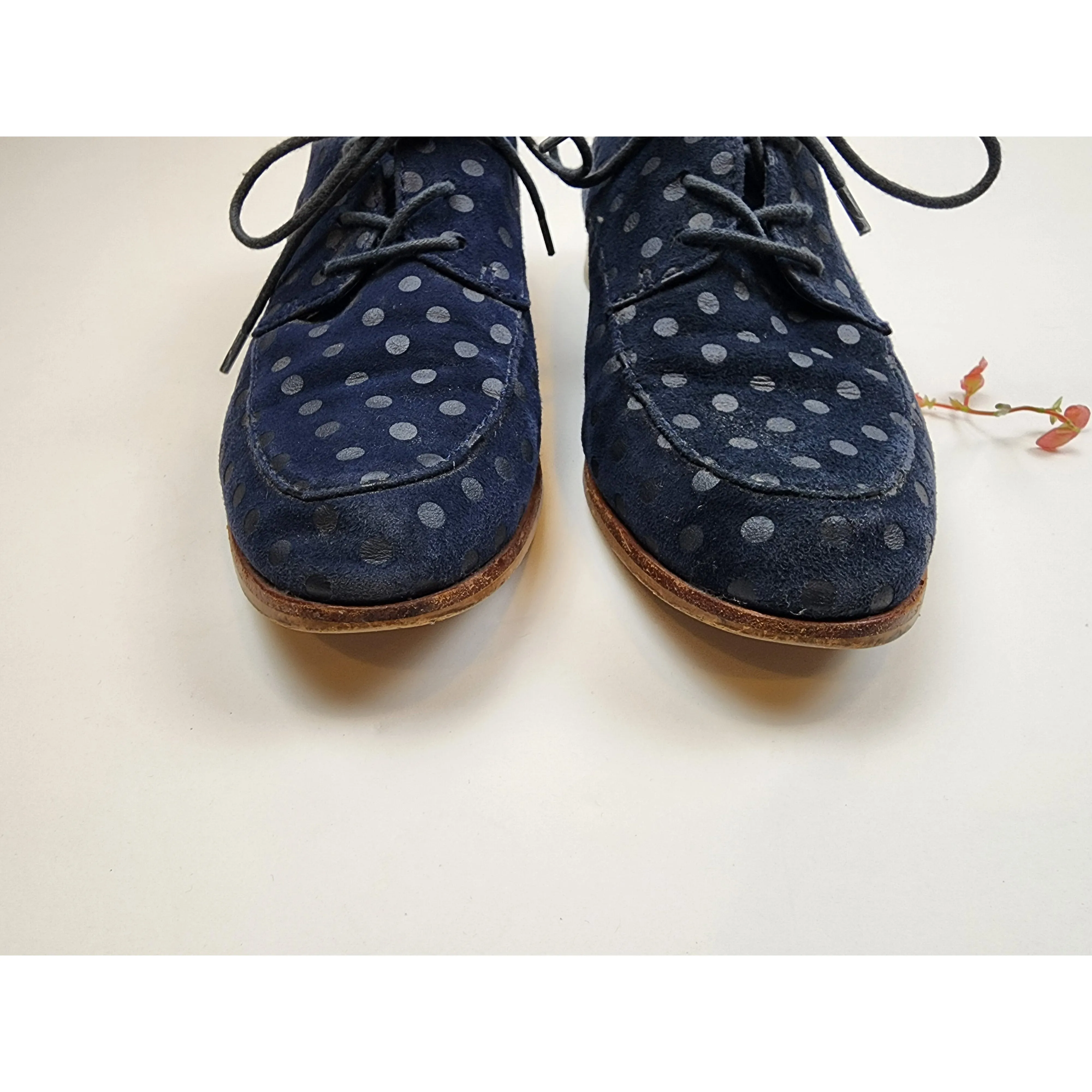 Gorman black suede leather lace up shoes with black polka dots size 37