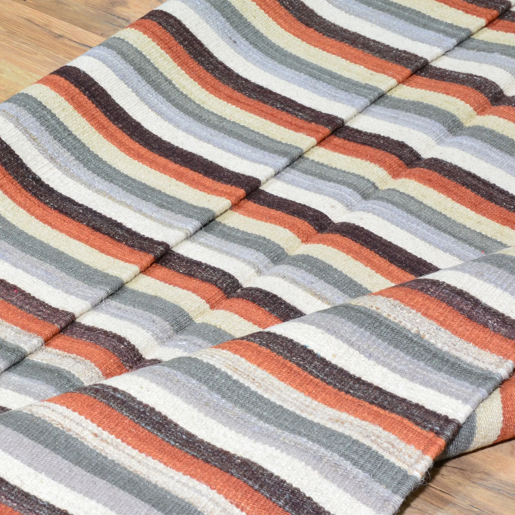 Hand-Woven Fine Flatweave Reversible Striped Design Kilim Rug (Size 4.1 X 6.1) Brral-3591
