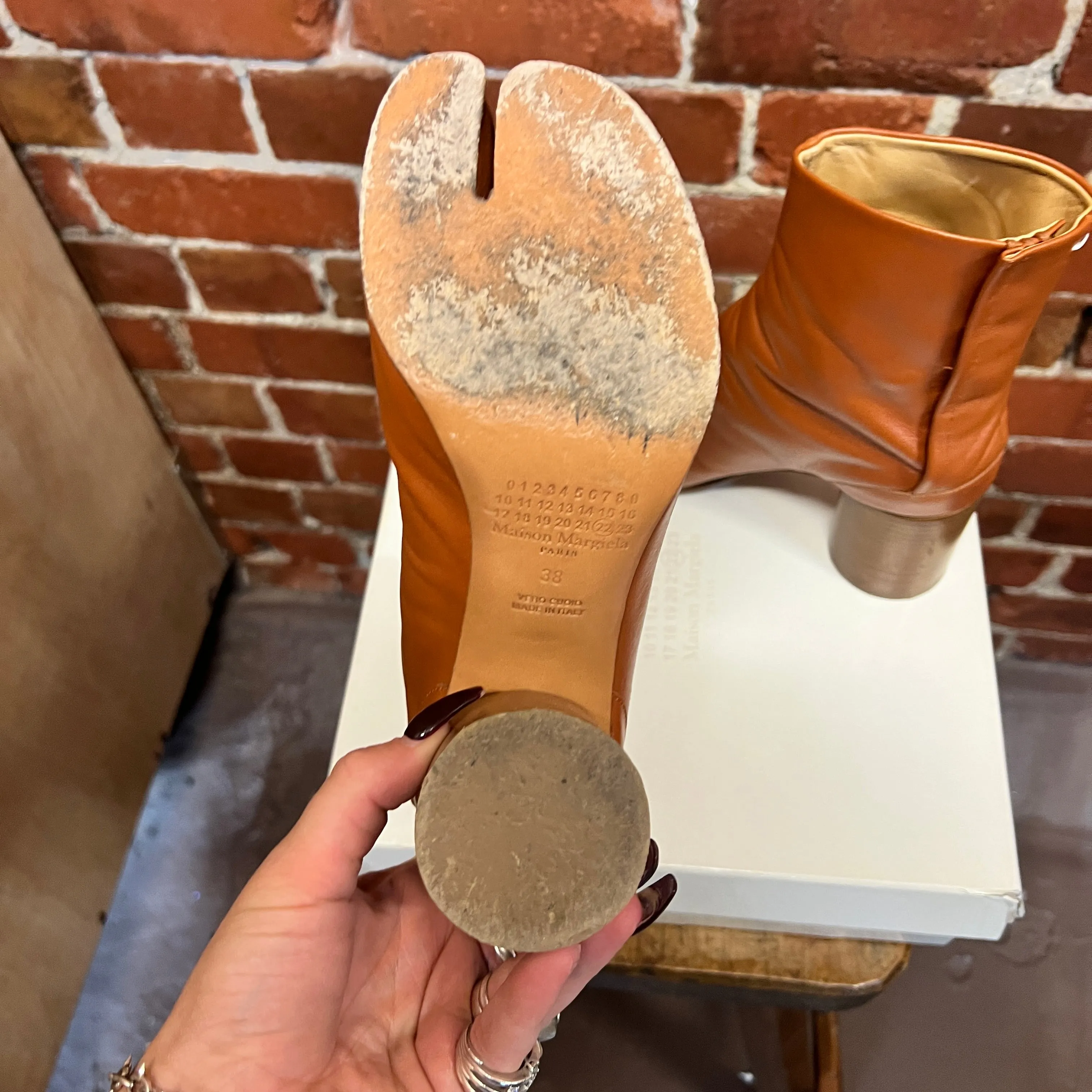 MARTIN MARGIELA Tabi boots 38
