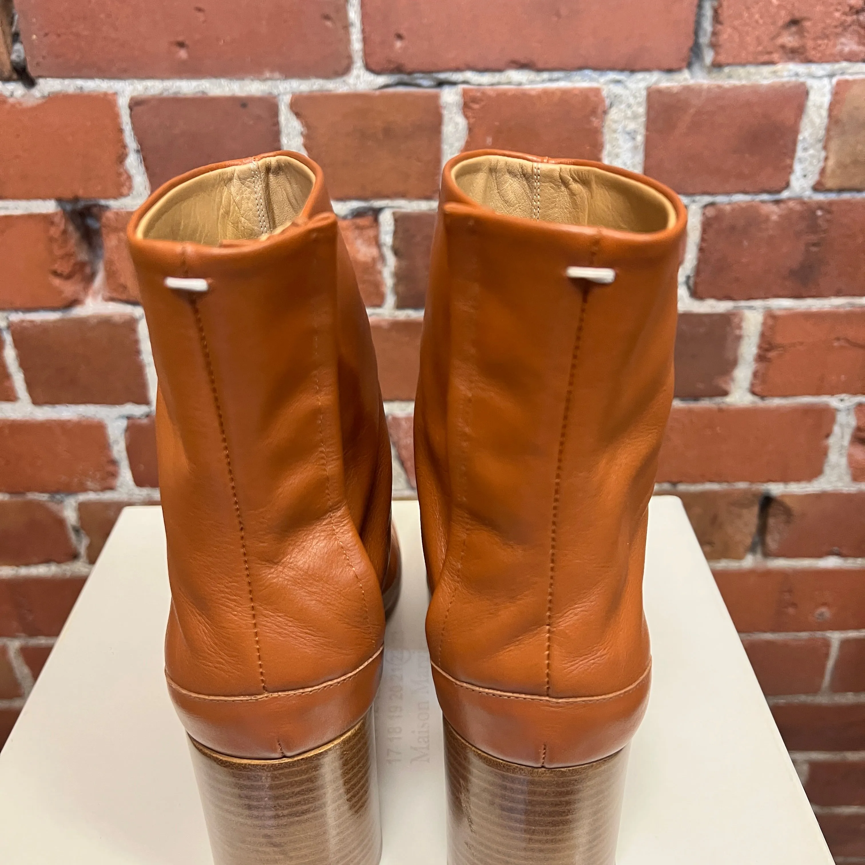 MARTIN MARGIELA Tabi boots 38
