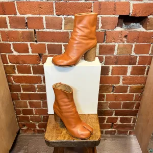 MARTIN MARGIELA Tabi boots 38