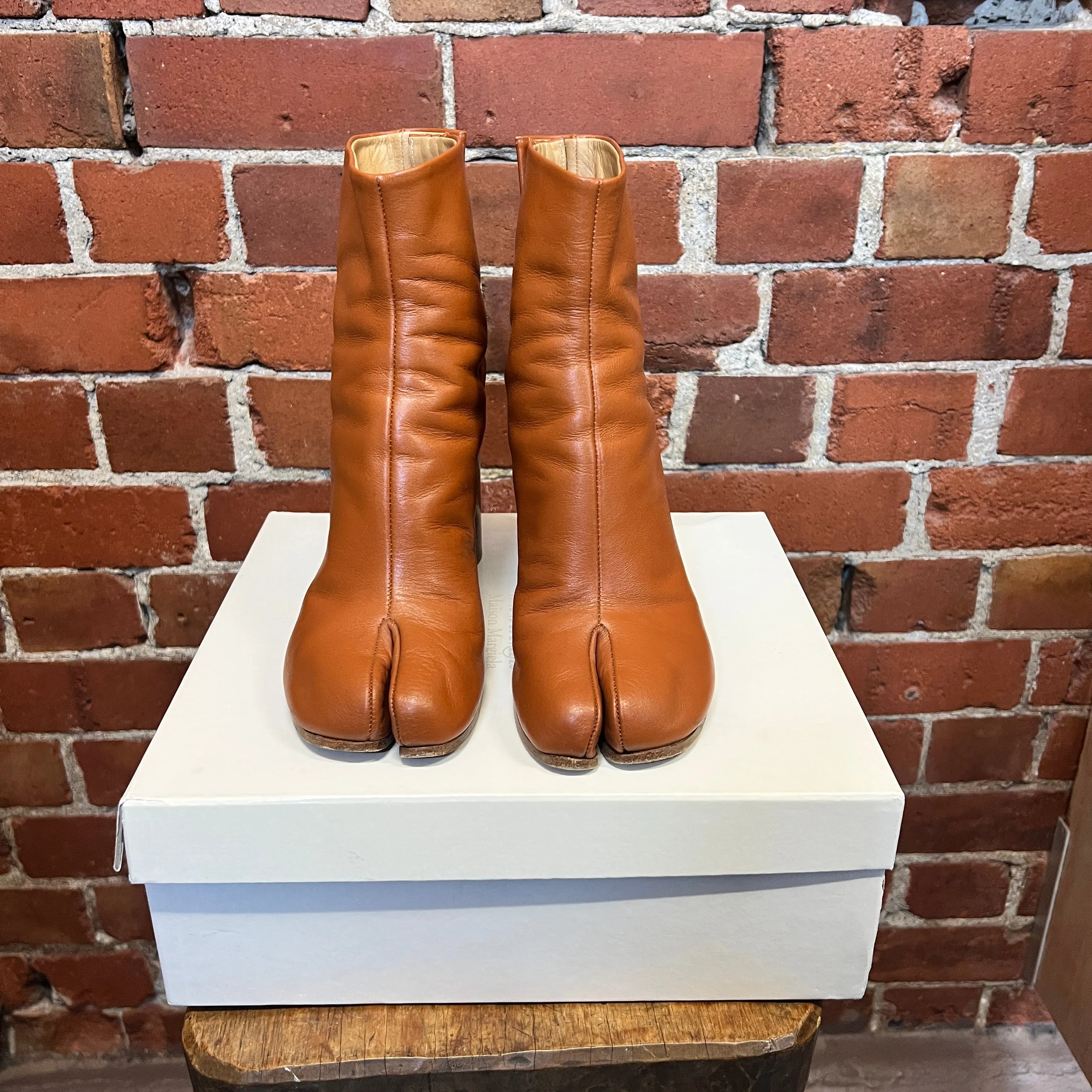 MARTIN MARGIELA Tabi boots 38