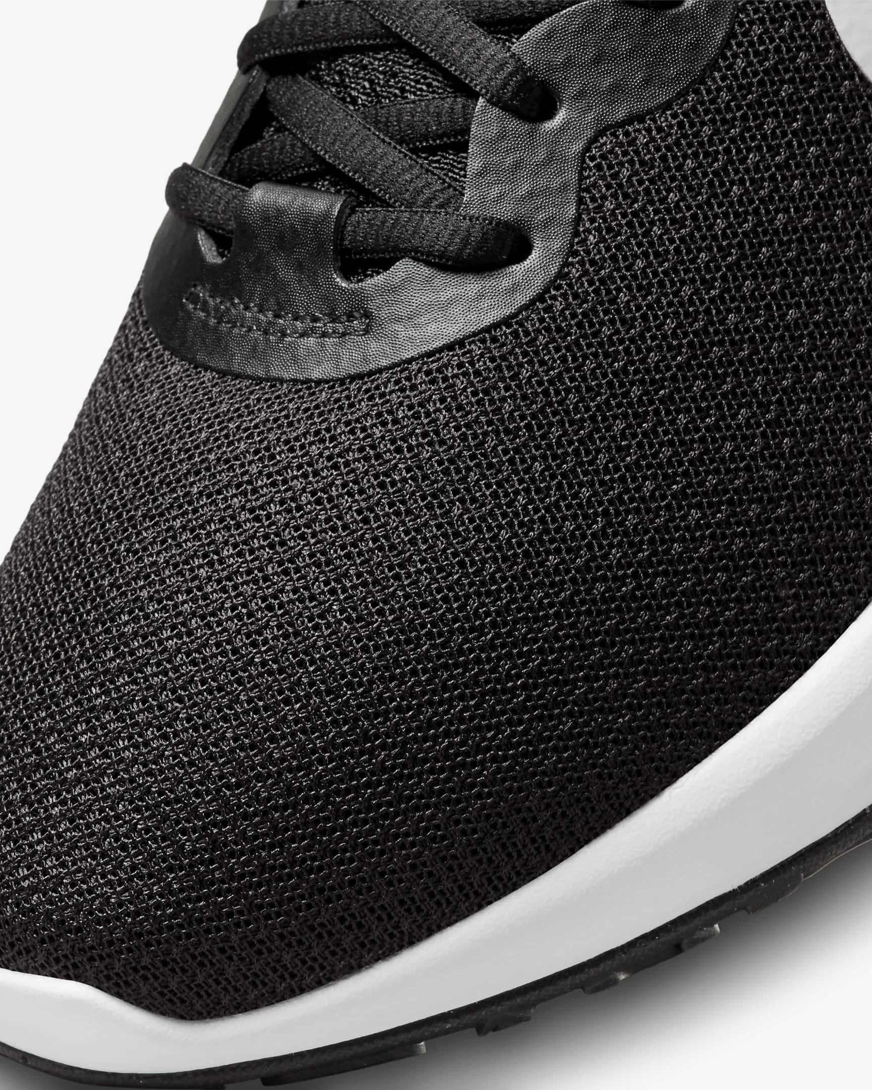 Nike Revolution 5