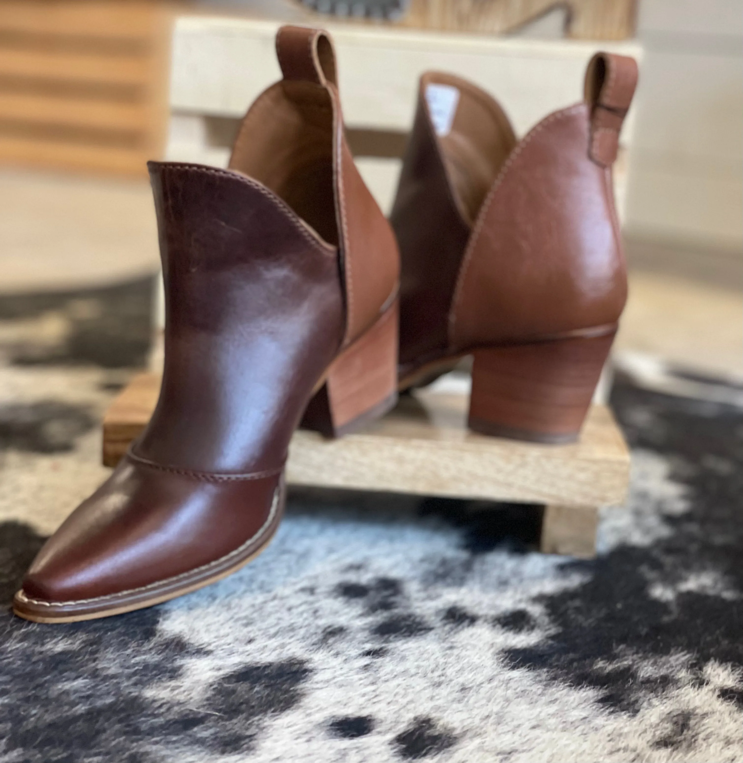 Nocona Micki Brunette SM Cowhide Booties