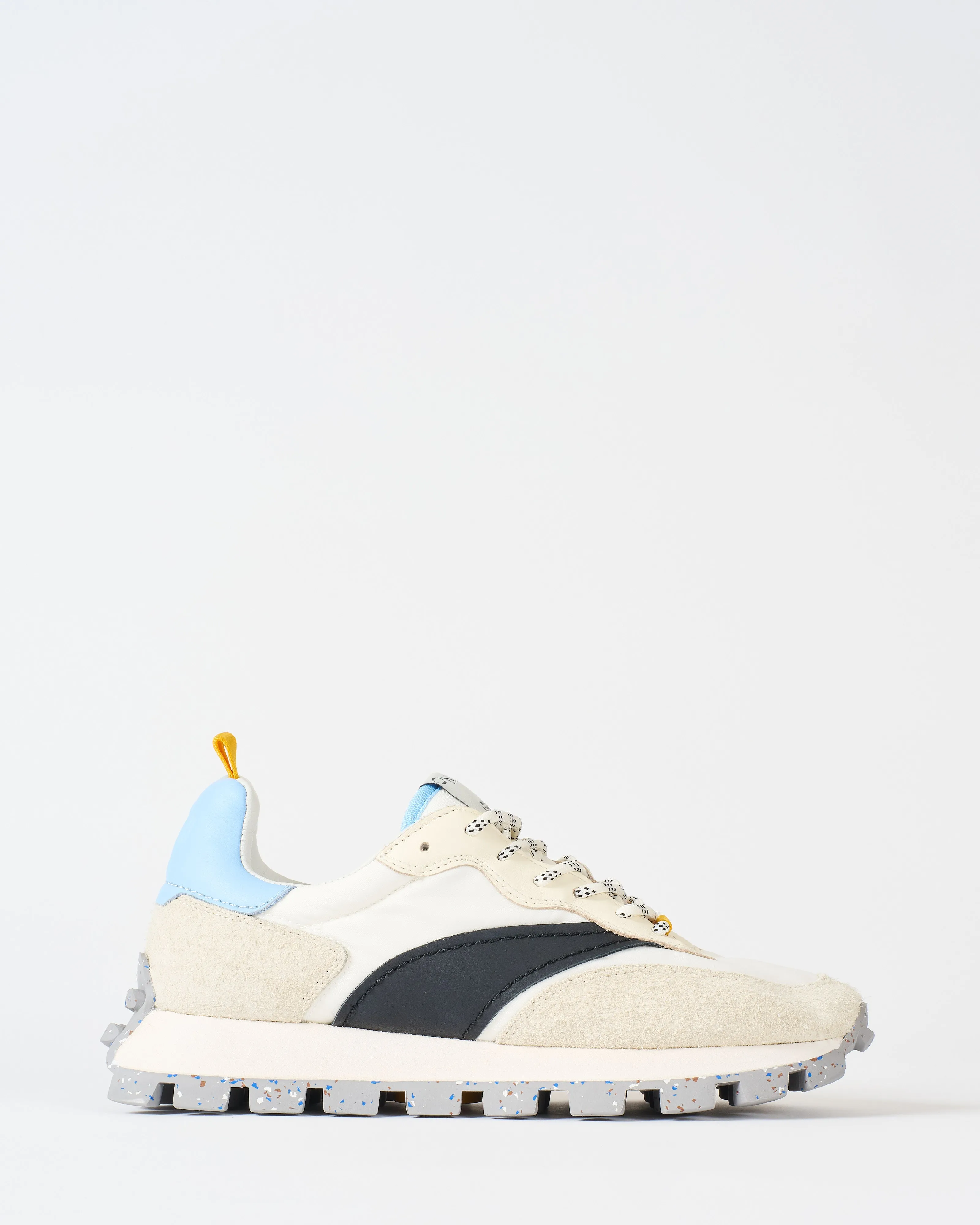 osaka sneaker