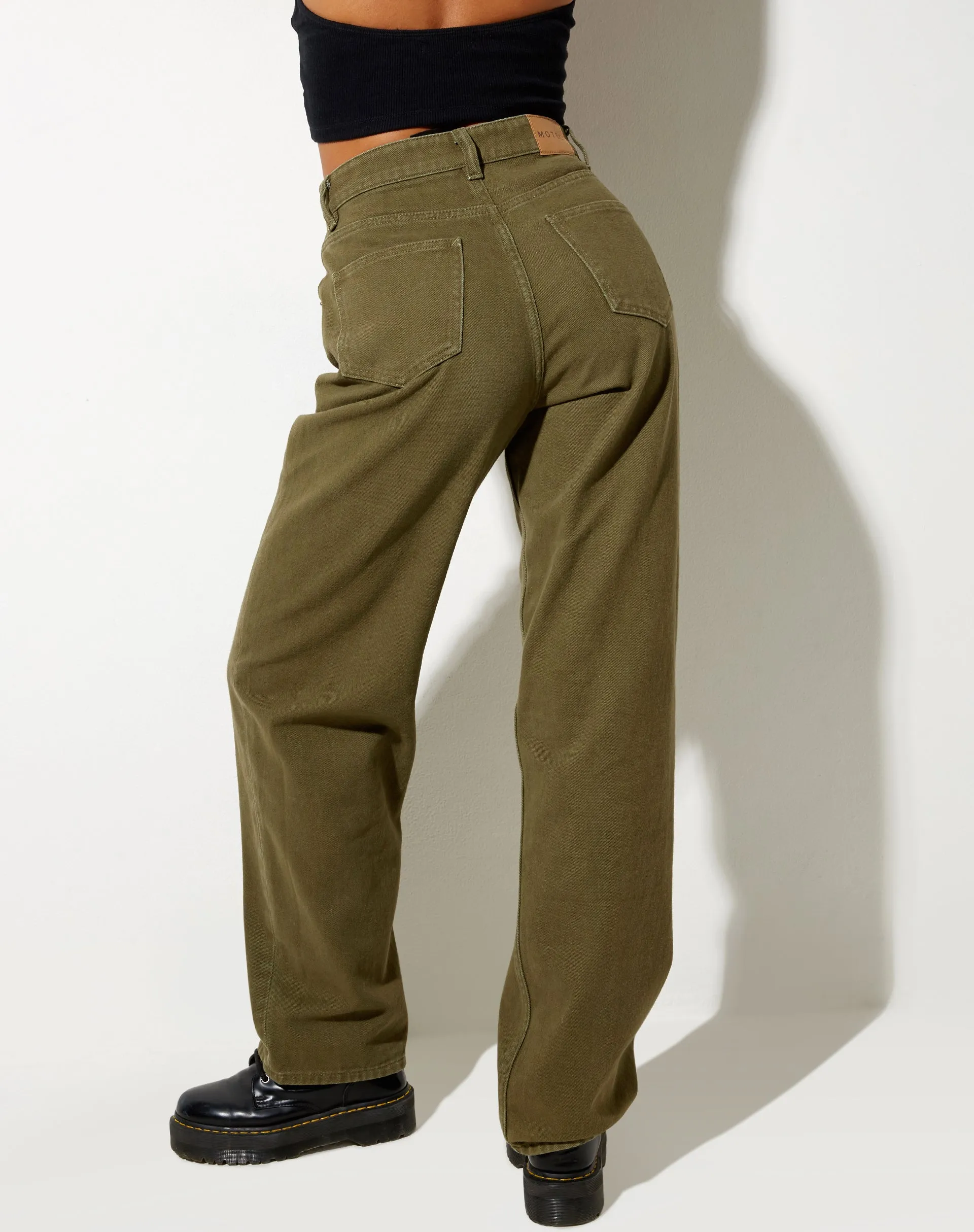 Parallel Jeans in Khaki Green