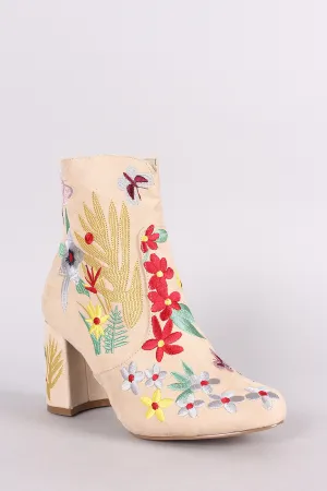 Qupid Suede Embroidery Floral Chunky Heeled Booties