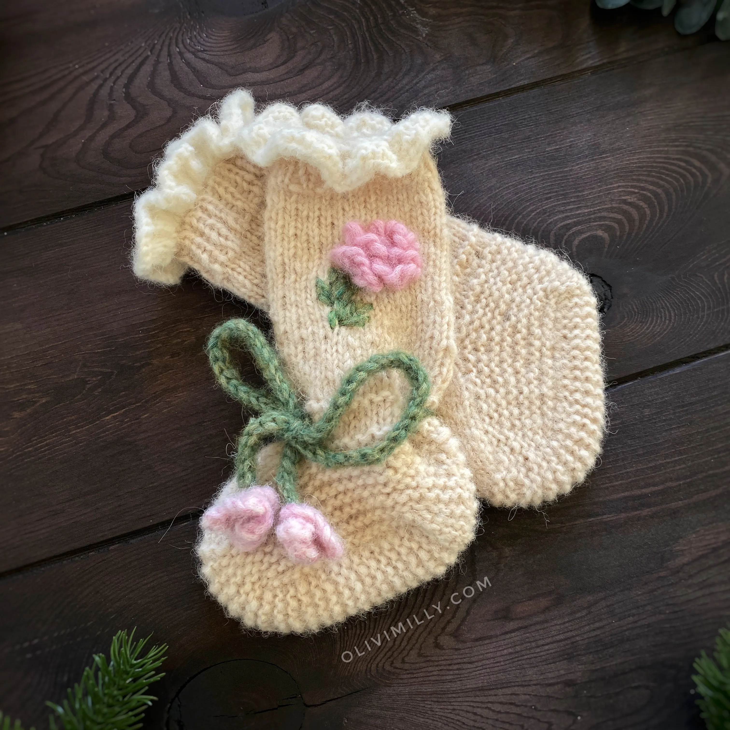 Roses Booties | Wheat