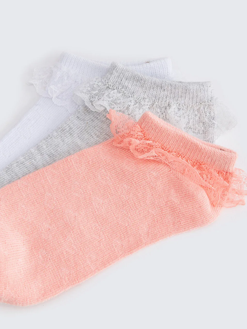 Self-Patterned Girls Booties Socks 3-Piece