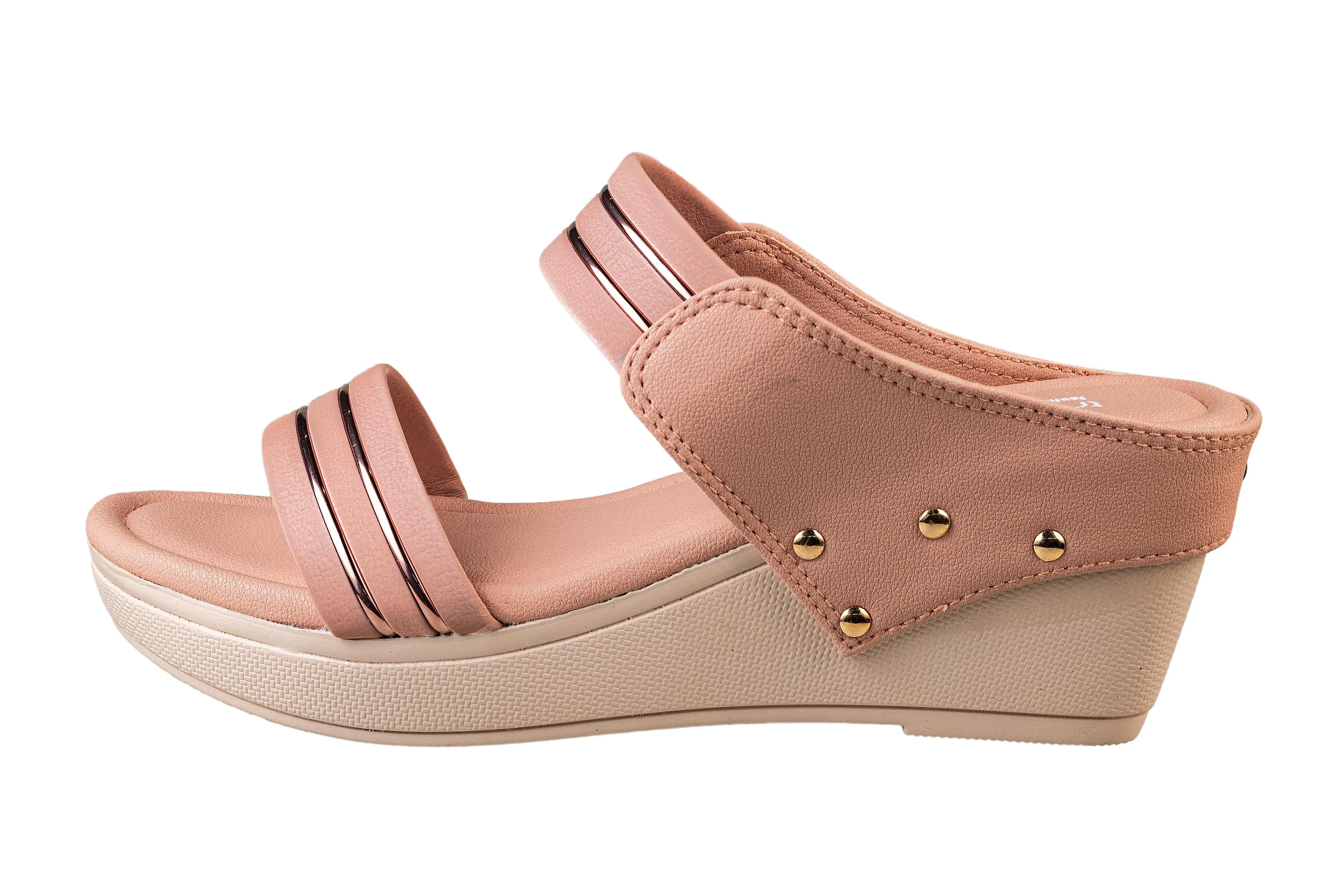 Trendz Ladies Peach Chappal