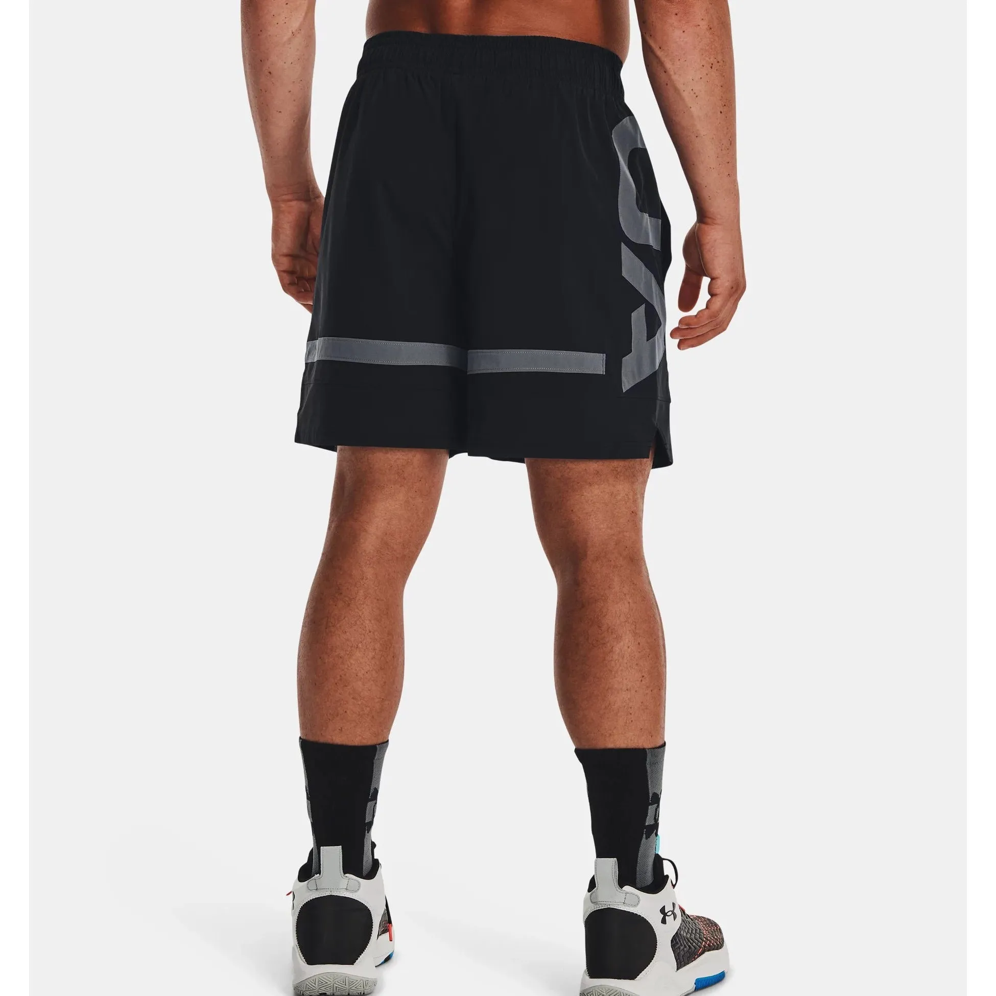 UA Baseline Woven Short II