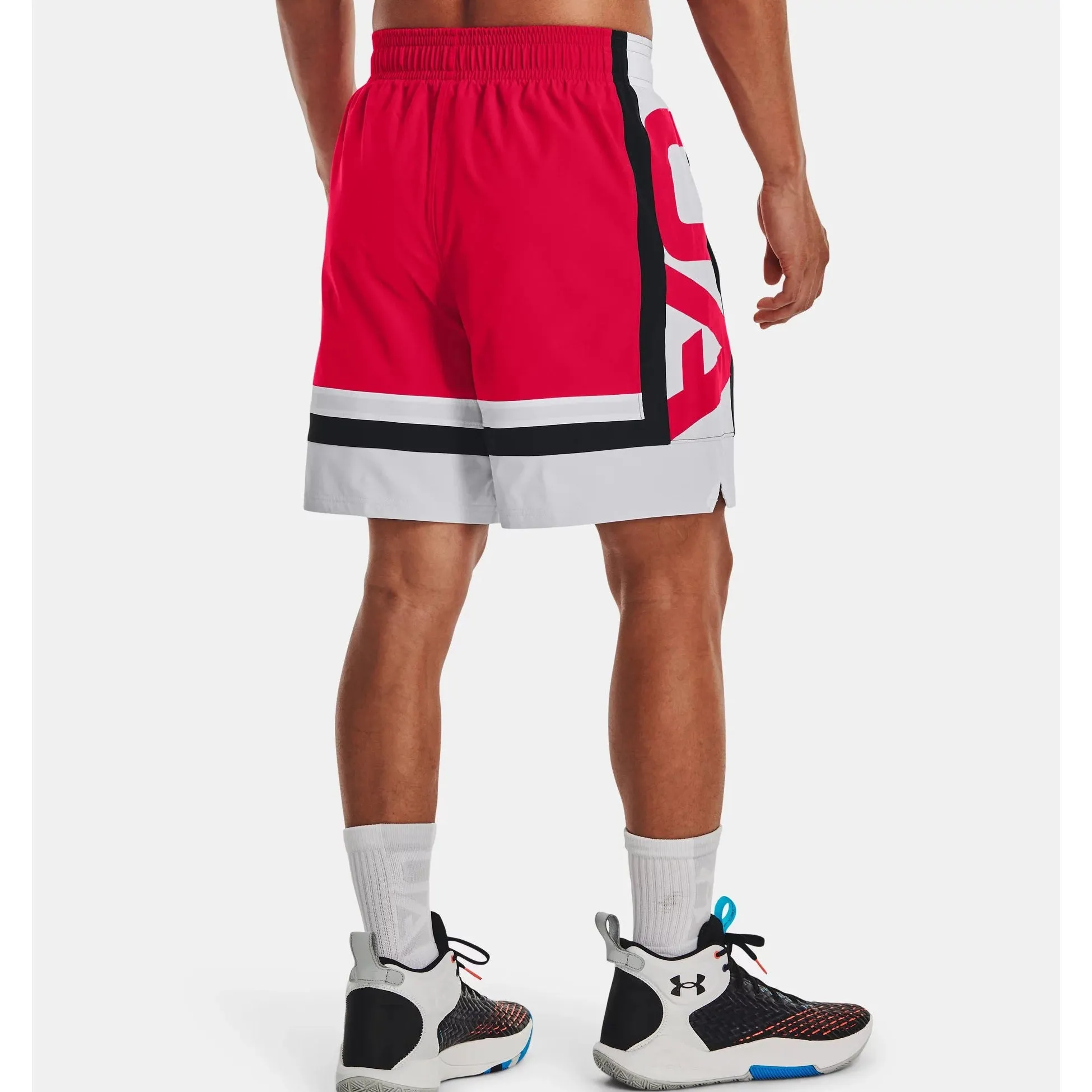 UA Baseline Woven Short II