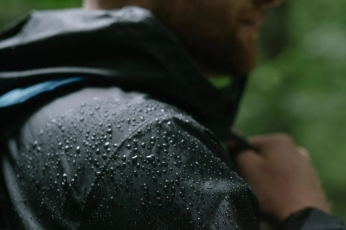 Veste coupe vent et déperlante de randonnée - Raincut Full Zip - Homme