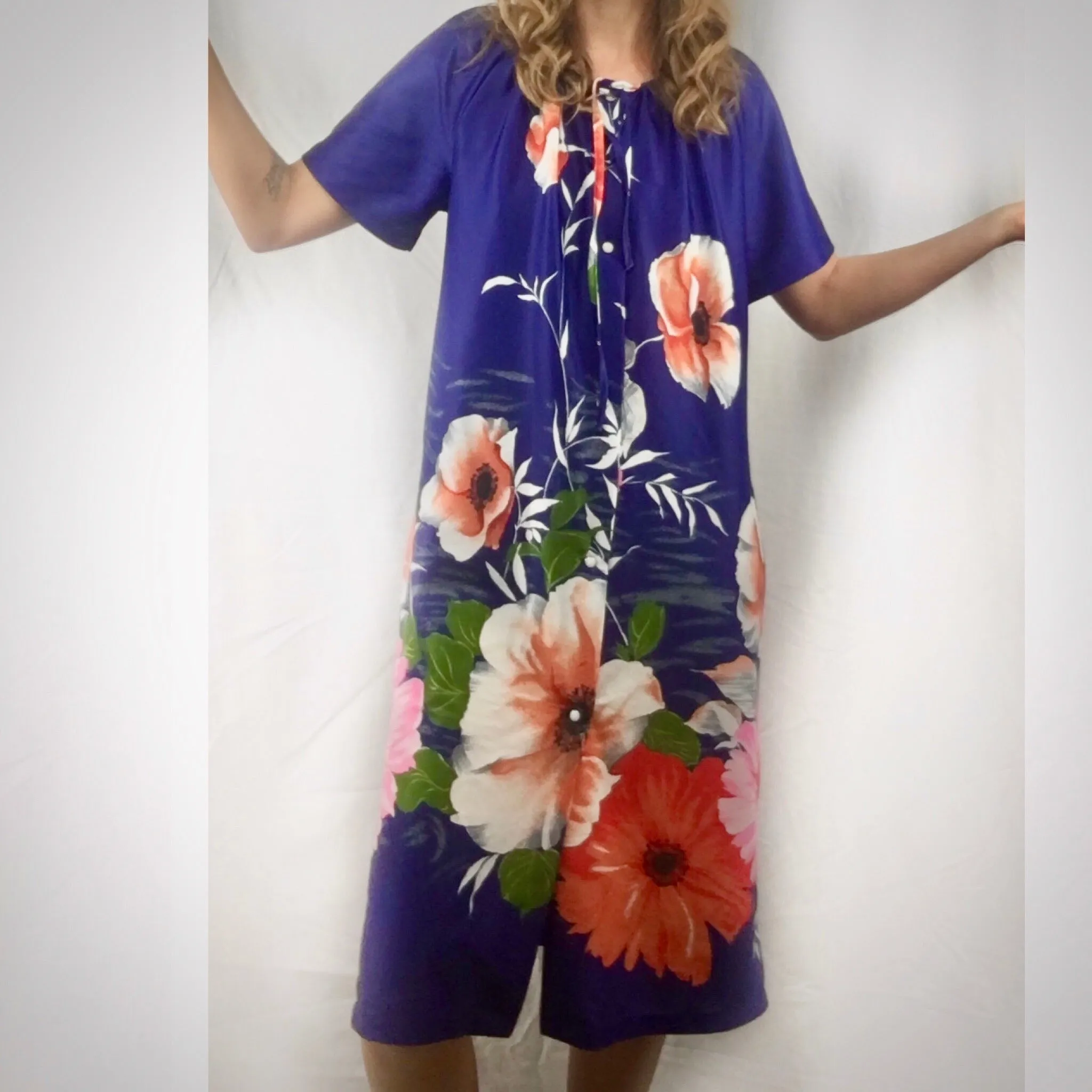 Vintage 60s 70s floral Snap Up Midi length MuMu dress