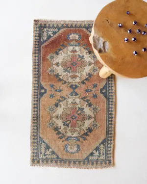 Vintage Mini Turkish Rug 21"x37"