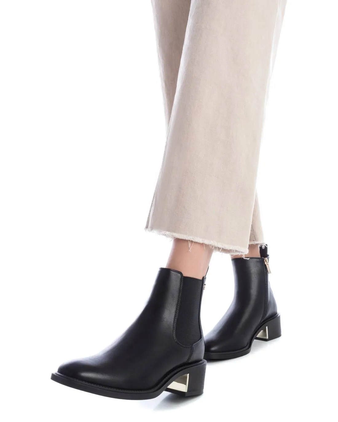 Women's Dress Booties By XTI 141942