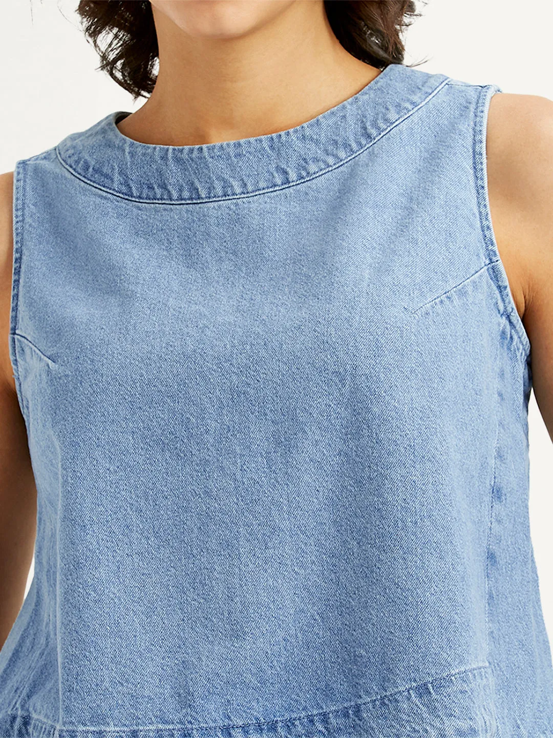 Women's Solid Light Blue Round Neck Crop Top